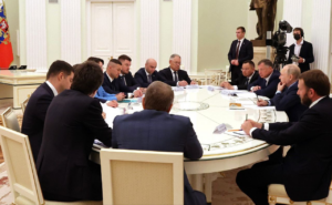 Владимир Путин провел совещание по вопросам развития строительной отрасли